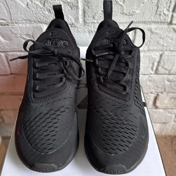 Nike Women’s Air Max 270 size 9.5 - Picture 2 of 9